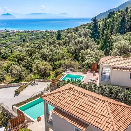 Ira Lefkas Villa Póndi