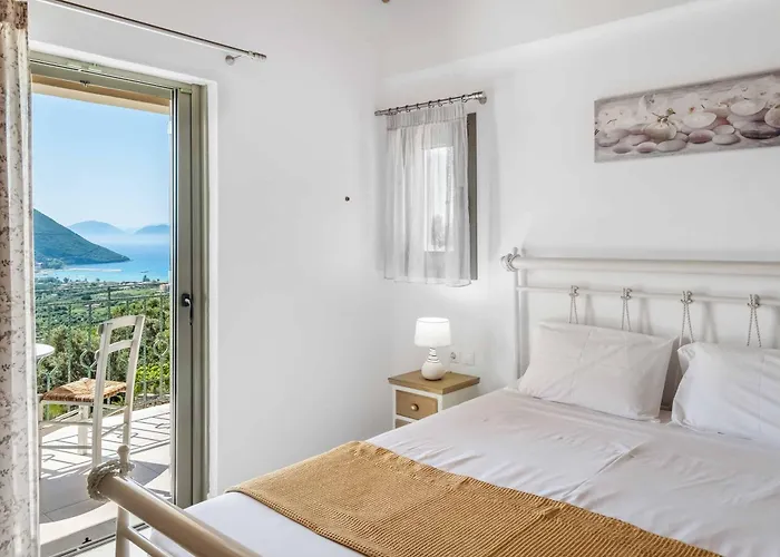 Ira Lefkas Villa