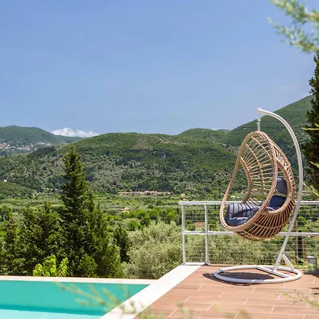 Ira Lefkas Villa *