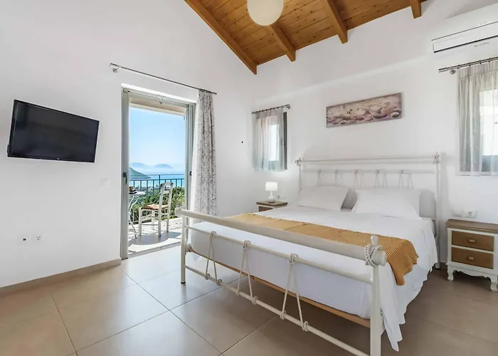 Ira Lefkas Pondi